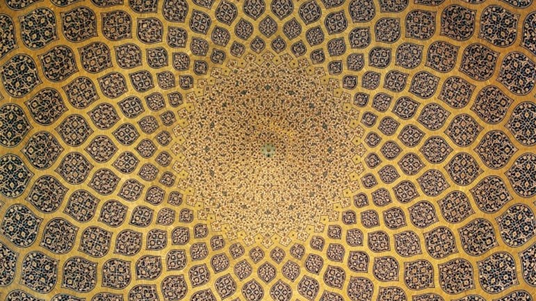 إبراهيم(ع) يتحدَّى قومه في عبادتهم الأصنام
