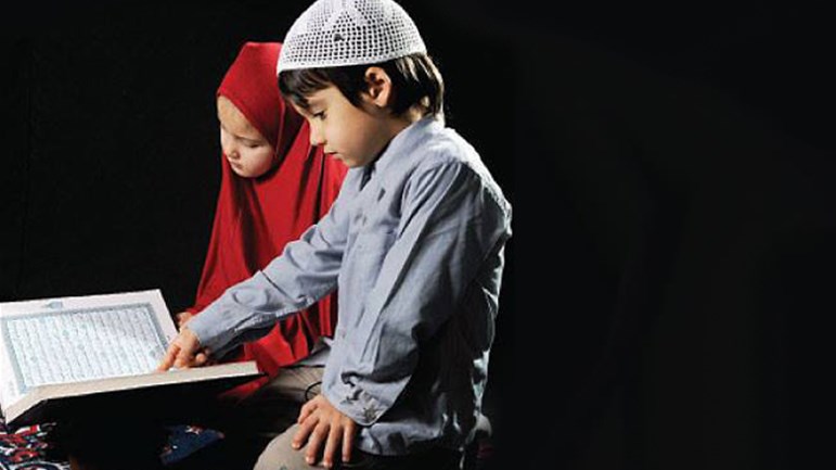 فلنربِّ أجيالنا على القرآن في رمضان المبارك