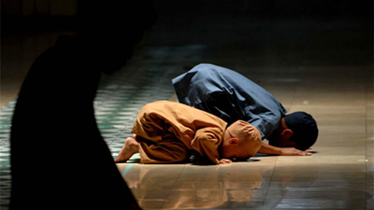 الأعمال والصِّفات الّتي تجعل الله يحبّنا