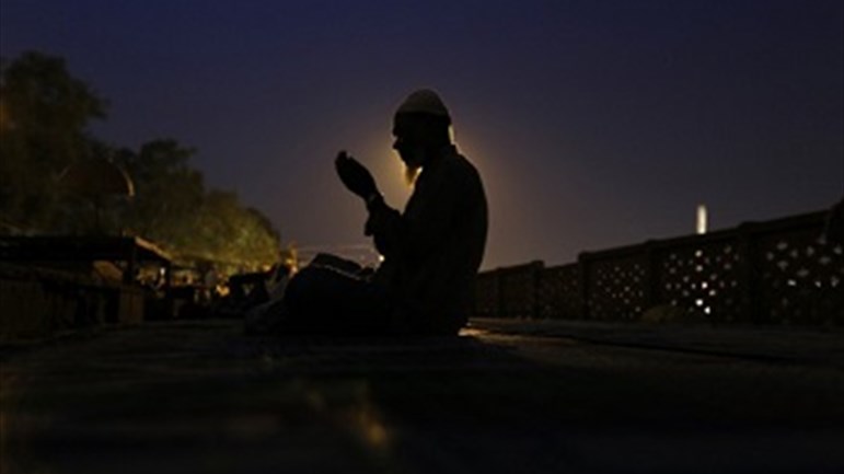 الحذر من أن نكون قرناء الشّيطان