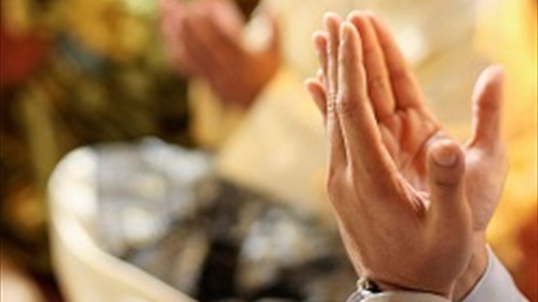 فقرات من دعاء الافتتاح