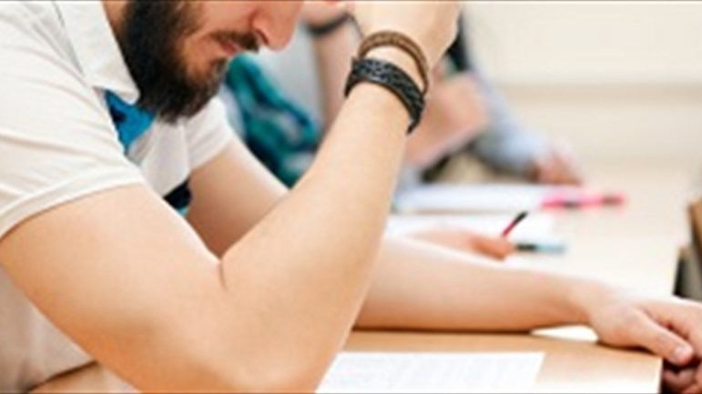 المدمن على المخدِّرات مريض يحتاج إلى علاج