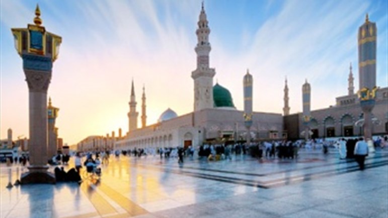 النبيّ (ص) يتحدَّث إلى أقاربه