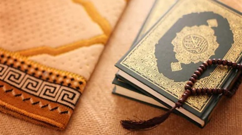 نسبة الأغلاط إلى القرآن فيما نقل من أنباء الماضي