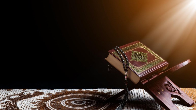 إثبات أنّ القرآن سماوي وغير منسوخ