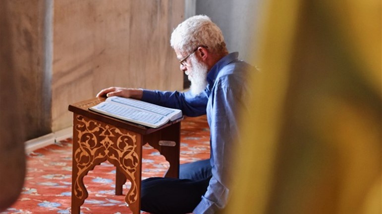 المعايير الحقيقيَّة للالتزام الدّيني