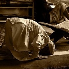ماذا أفعل كي لا يشرد ذهني عن الصَّلاة؟