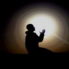 يذكرونني بالمعاصي على الدّوام..