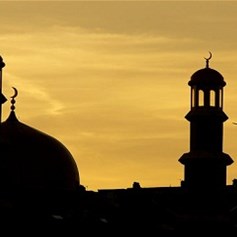 ها قد تصرَّمت أيّام شهر رمضان
