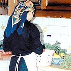 خادمة المنزل.. إنسانة