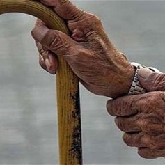 إحسان الكريم وأفعال اللّئيم
