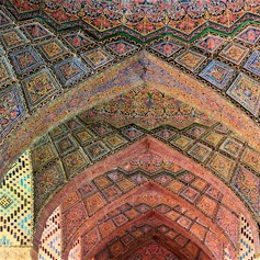 كيف بدأ التّقليد وتطوَّر؟!