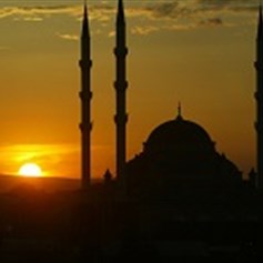 بين الدّين والأخلاق