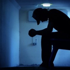 مريض الأمراض النفسيّة والعقليّة.. والمجتمع