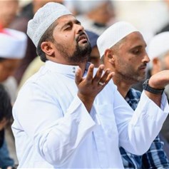 سلبيَّات الدَّعوة المثاليَّة إلى الوحدة