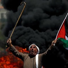لا يجوز لأيّ كان التّنازل عن فلسطين