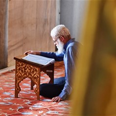 المعايير الحقيقيَّة للالتزام الدّيني