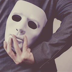 من هم المنافقون؟