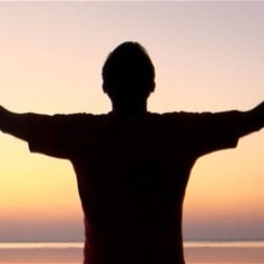 هل العزّة والكرامة أمر شخصيّ؟!
