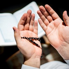 منْ وحيِ دعاءِ الصَّباحِ والمساءِ: الانطلاقُ نحوَ الهدفِ الأسمى