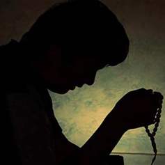 المسارعة إلى المغفرة والتّوبة