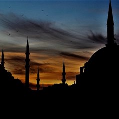 أدلّة الإيمان تمرّ بالحياة لا بالفلسفة