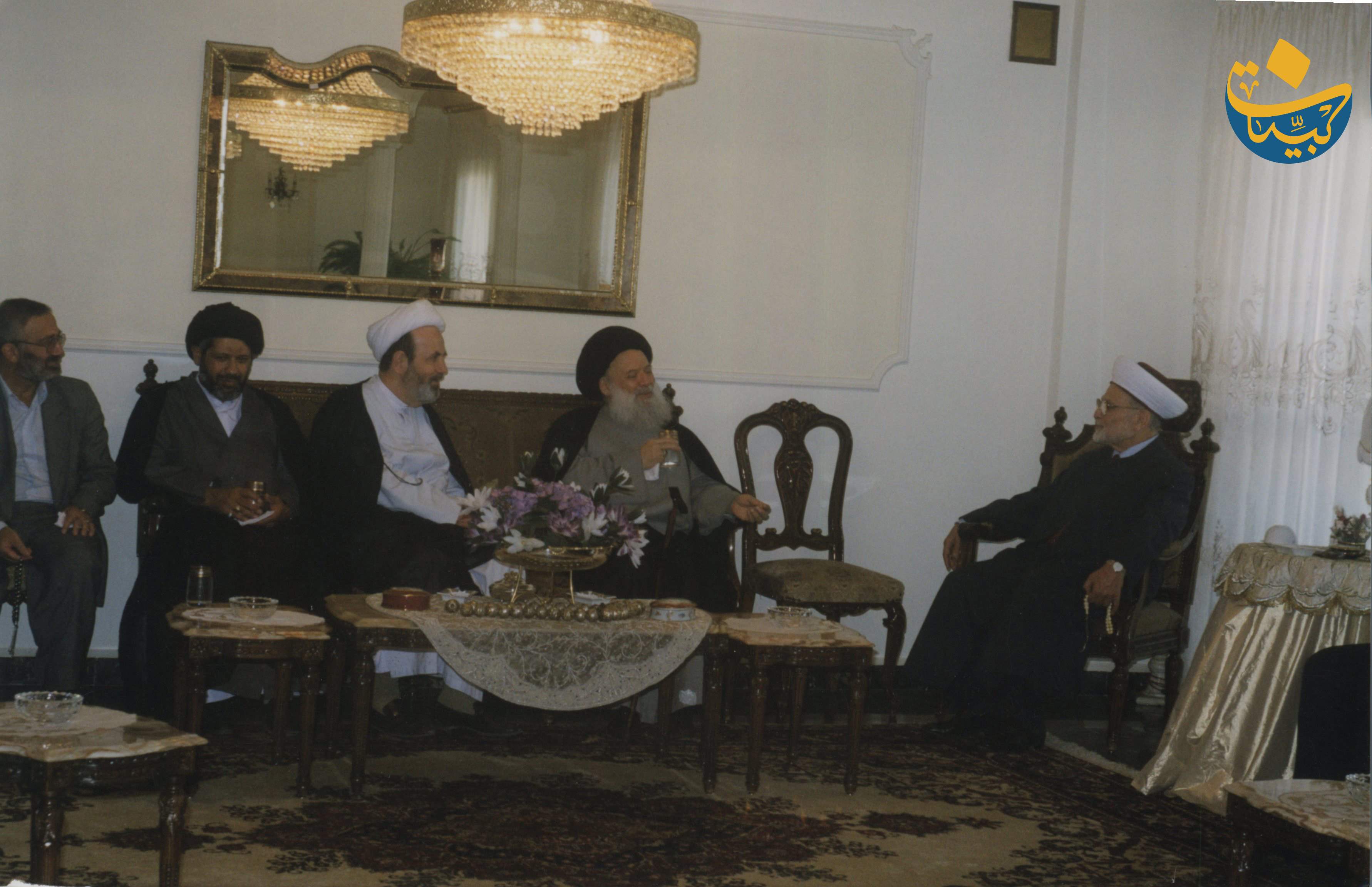 الشيخ ناصر الصالح رئيس المحاكم  الشرعية السنية العليا 07 05 1999