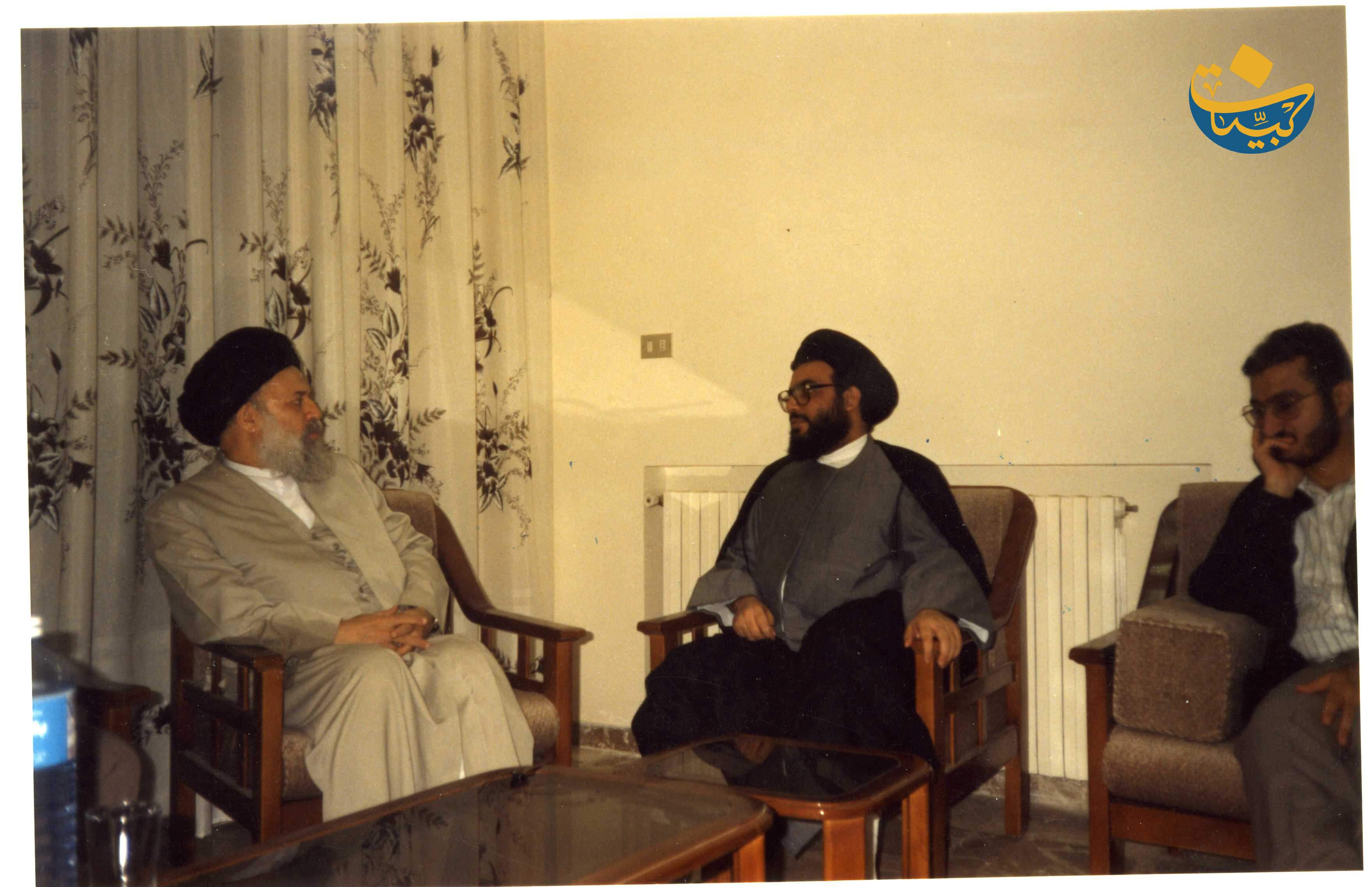 سماحة السيد مع السيد نصر الله والحاج حسين خليل الشام 1994