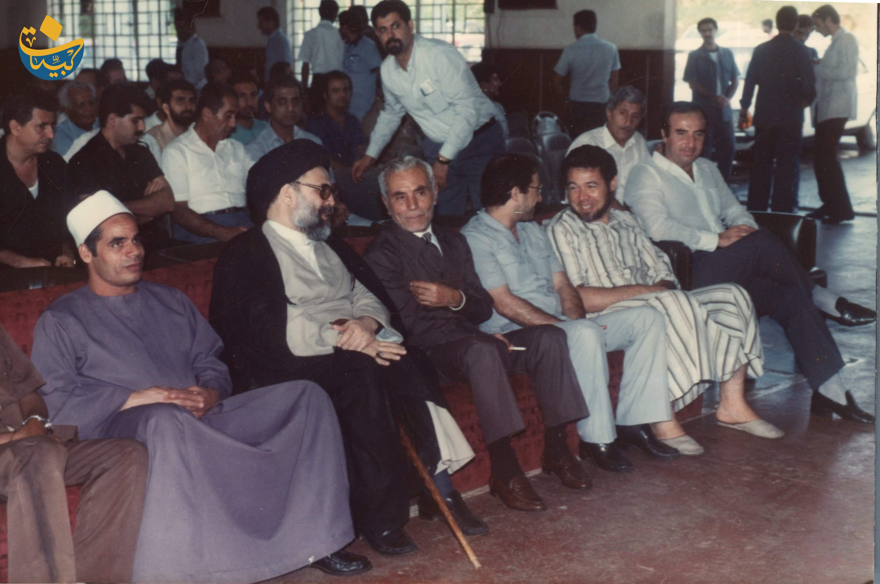 محاضرة في فرنسا يشارك فبها التيجاني مع السيد محمد باقر والمرجع السيد فضل الله