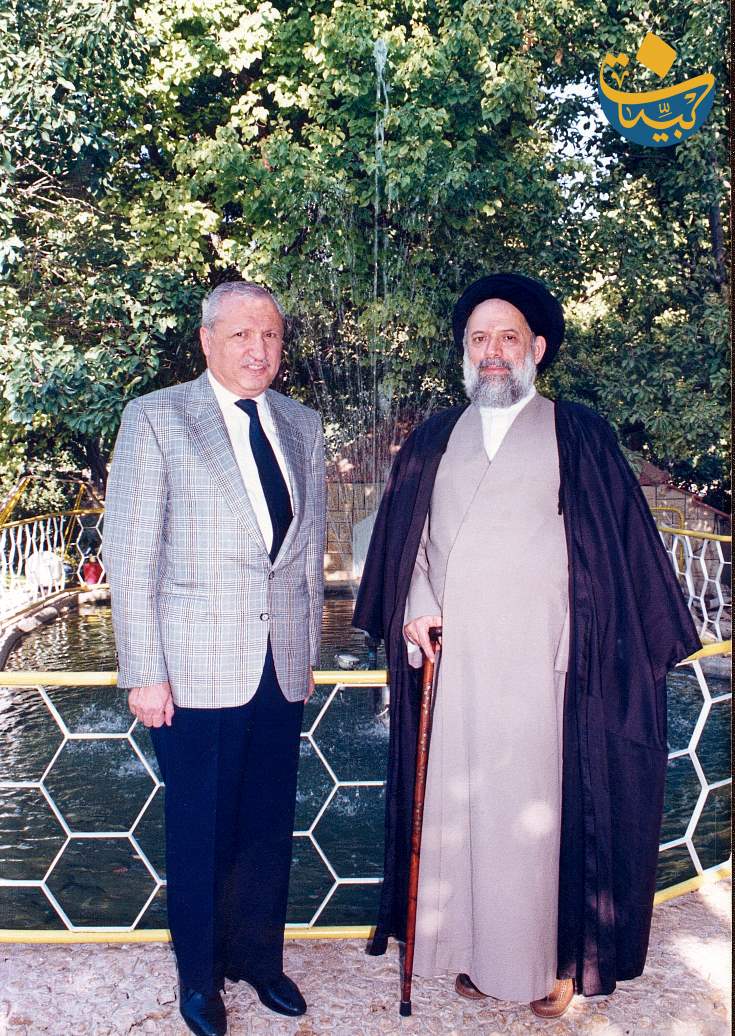 عند صائب نحاس 19 09 1990